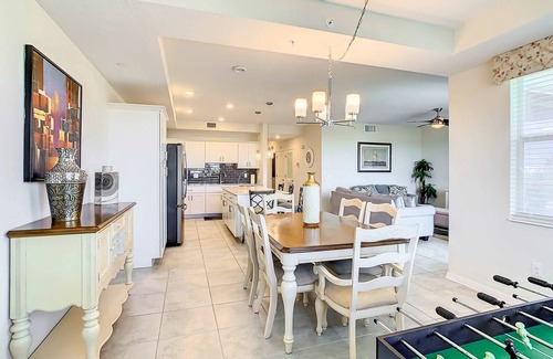 Kissimmee Condo | Relaxing DisneyRoom/Clubhouses/Waterpark