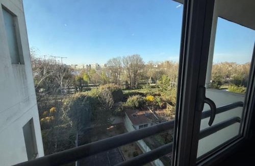 Issy-les-Moulineaux Apartment | Residence Issy