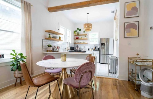 Ybor City House | Restored Historic Home in Ybor! Wifi -AC- PETS OK