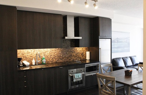 Downtown Toronto Apartment | RivetStays - The Peter Suites