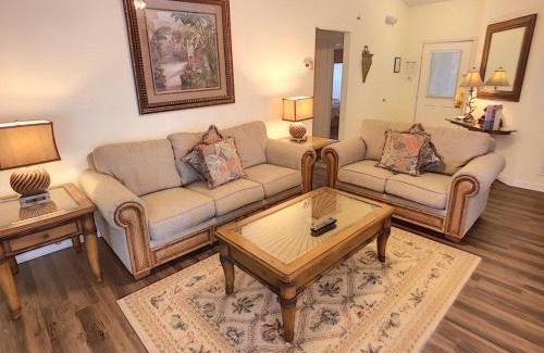 Bay Lake House | Rocco's Retreat