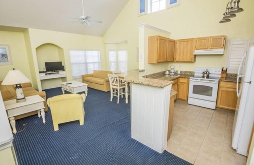 Kissimmee House | Runaway Beach Condo
