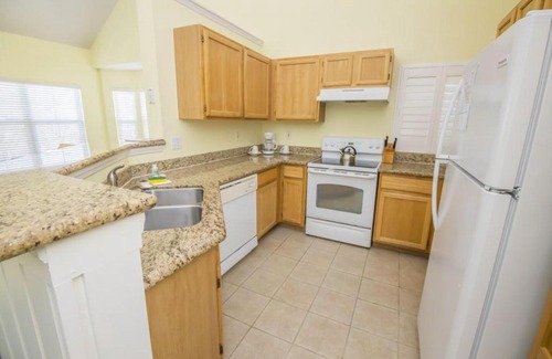Kissimmee House | Runaway Beach Condo