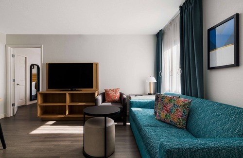 Florida Central Atlantic Coast Hotel | Sonesta ES Suites Orlando - International Drive