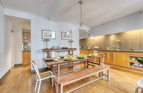 Quartier de la Porte-Saint-Denis Apartment | Spacious & lovely flat-Up to 10 guests-Paris 10