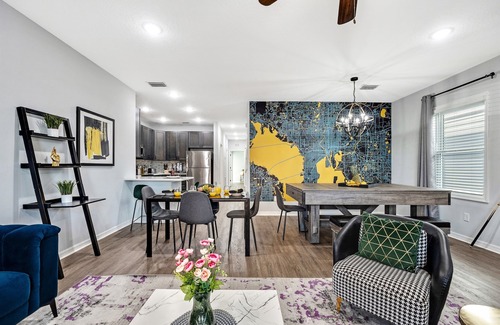 Historic Ybor House | Spectacular 6-BR Duplex for 20, 4 Baths, Unmatched Comfort & Style!