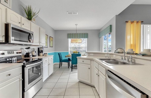 Windsor Hills House | Spectacular and Cozy WinsorHills 5BR/5BA En-Suite Villa/Pool