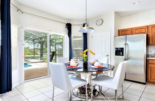 Windsor Hills House | ❤️Spectacular Lake View, Large Home/Pool & SPA, 2 Miles to Disney,Steps to Club