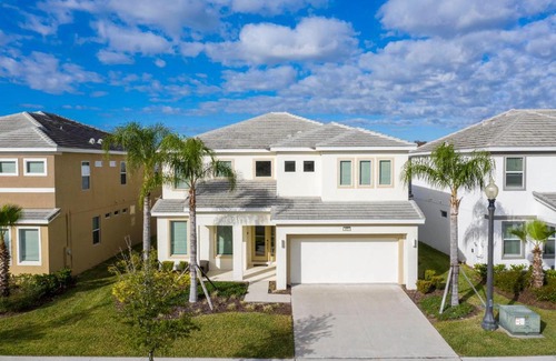Kissimmee House | Splendid 5Bd w/ Pool Close to Disney 310 @ Bella Vida Resort