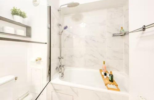 Bussy-Saint-Georges Apartment | Starwars Disney