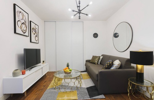 Saint-Victor Apartment | Steps from La Seine - Lovely Latin Quarter 1BR