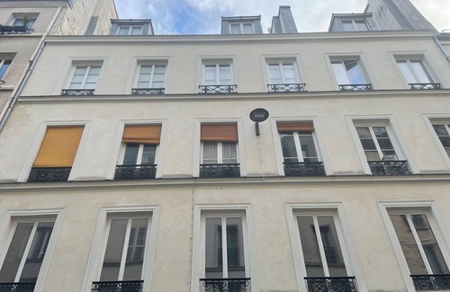 Strasbourg -Saint-Denis Apartment | Studio in the heart of Paris Near Montorgueil