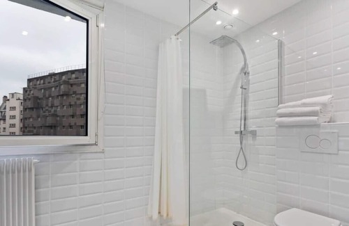 Grenelle Apartment | Stunning 1 Bedroom Apartment in Paris