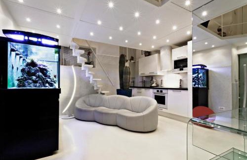 Bonne-Nouvelle Apartment | Stylish,luxury duplex Paris city center