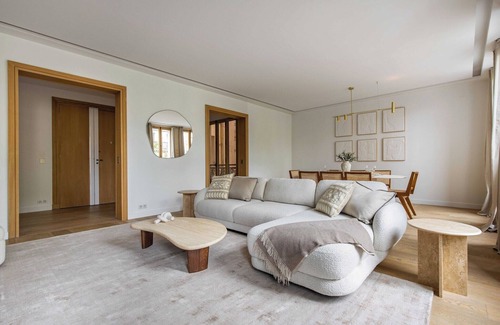Porte-Dauphine Apartment | Sublime Apt - 3BD/6P with AC - Victor Hugo/16e