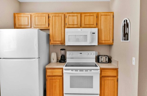 Venetian Bay Villages House | Sunny Kissimmee Scape.