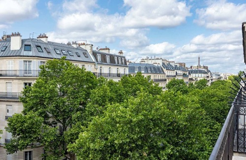 Saint-Germain-des-Pres Apartment | Sweett | Saint Germain V
