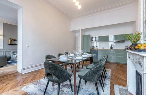 L'Europe Apartment | Sweett | Saint Lazare