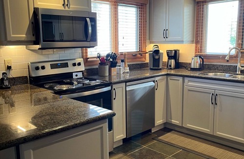 The Blue Mountains Cottage | “The Loons” Waterfront Cottage with Private Beach on Georgian Bay! Pet friendly