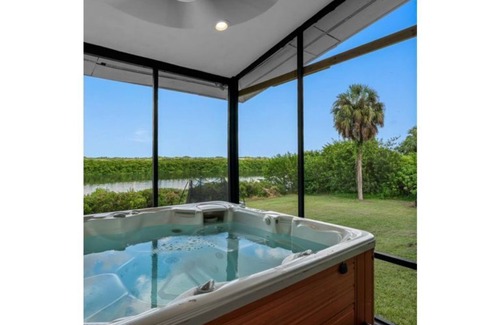 Balm House | The Ultimate Waterfront View