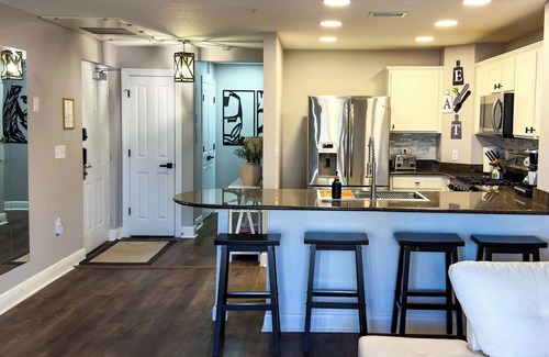Reunion Apartment | Themed Luxury Apartment With Pools & JacuzzinnREUNION RESORT: Gym & Restaurants