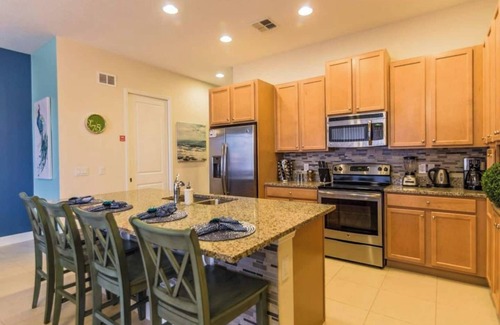 Davenport House | This townhouse is a 3 bedroom(s), 2.5 bathrooms, located in Davenport, FL.