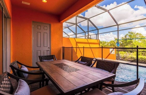Davenport House | This townhouse is a 3 bedroom(s), 2.5 bathrooms, located in Davenport, FL.