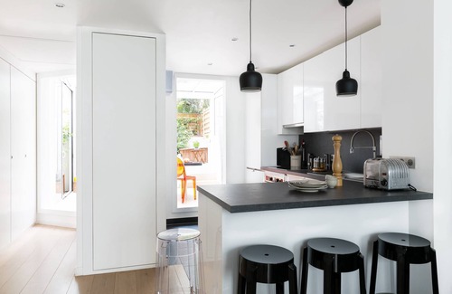 Saint-Victor Apartment | THREE-STORY PARISIAN LOFT: LUXURY LIVING BETWEEIN LATIN QUARTER &ÎLE SAINT-LOUIS