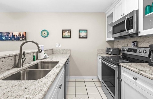 Miramar Beach Condo | Tradewinds 25 Amazing Beach and Pool Views!