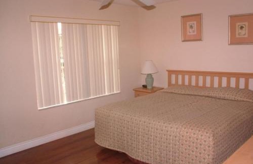Regal Palms House | Traditional 4 Bedroom 3 Bathroom