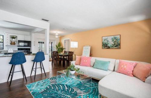 Seminole House | Tropical Oasis FL Seminole