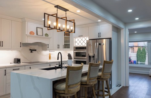 Brampton House | Tulum-Inspired Oasis Near Pearson Airport(YYZ)