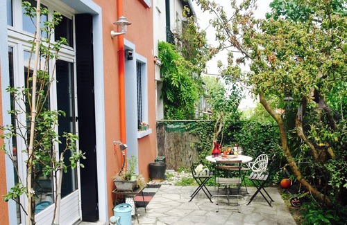 Amerique House | Une Maison à Paris Avec son Jardin!