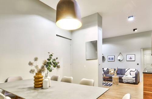 Quartier de la Monnaie Apartment | Urban Flat 140 - Beautiful Flat near Saint-Germain des Pres