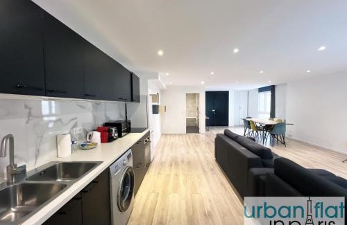 Amerique Apartment | Urban Flat 182 - Spacious 4 Bedroom Flat in Paris