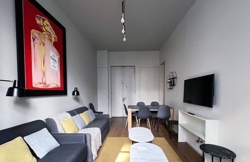 Strasbourg -Saint-Denis Apartment | Urban Flat 94 - Sublime 4BDR Flat Coco Chanel