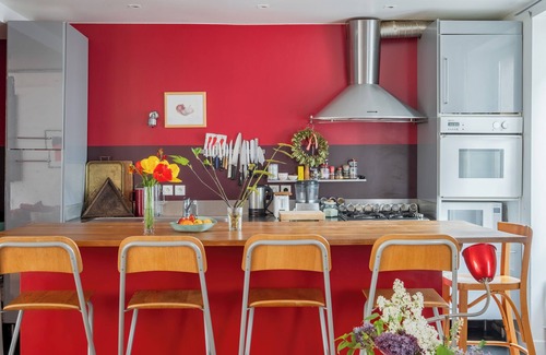 Charonne House | Urban Sanctuary, by Veeve