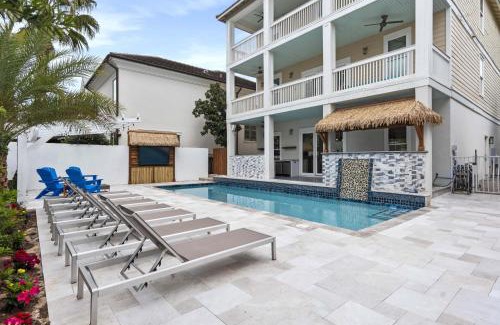 Frangista Beach House | Vast Cay Castle With Private Beach And Game Room