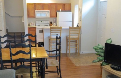 Venetian Bay Villages Villa | VB006 Affordable Venetian Bay Townhouse With Room For Ten