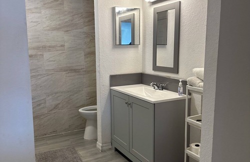 Southwest Orlando House | Vintage Hide-Away