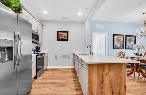 Florida Central Atlantic Coast Condo | Vista Cay 3 Bed 2 BT Updated Remodeled Ground Floor
