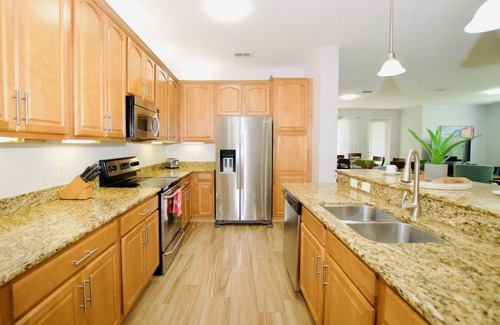 Florida Central Atlantic Coast Condo | Vista Cay at Epic Universe : Luxury 4 bedroom condo