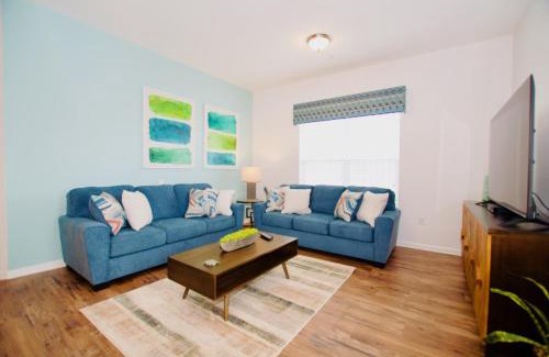 Florida Central Atlantic Coast Apartment | Vista Cay at Epic Universe - Luxury 4 bedroom condo