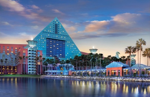 Bay Lake Hotel | Walt Disney World Swan