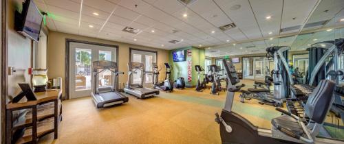 West Kissimmee House | Welcoming Home With Air Hockey Table And Waterpark & Resort Access Near Disney At Encore Resorts Reunion - 321Bu