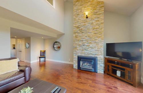 The Blue Mountains Apartment | Wintergreen 222