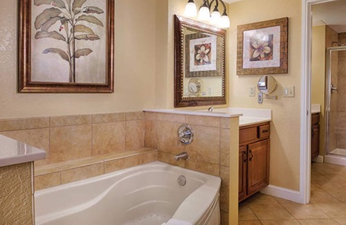 Bay Lake Resort | 🌴Wyndham Bonnet Creek Resort✨ Experience Paradise in a 2BR Villa - Sleeps 8!