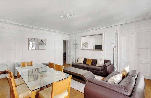 Chaussee-d'Antin Apartment | Élégance & confort à deux pas de la Madeleine