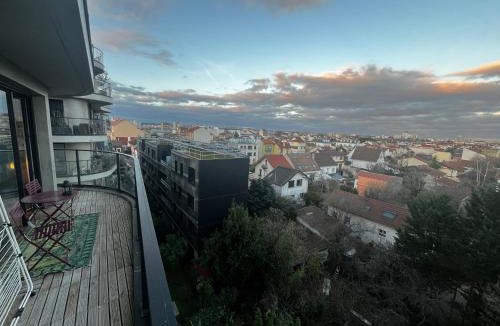 Petit-Colombes Apartment | Élysée Lumière Résidence Prestige Paris-La Défense