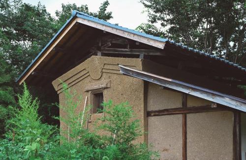 Hokuto House | ëighten Private Guesthouse Yoga Retreat 一棟貸切古民家宿エイテン